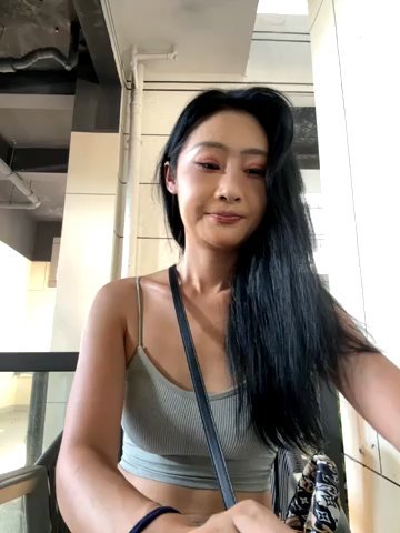 so-linger live cam screenshot female on Wusca – Live Webcams, Replays & GIFs — screenshot #1