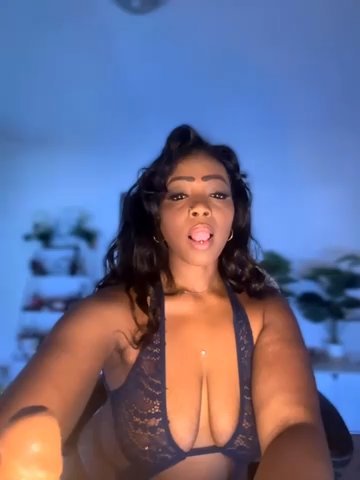 Blazerina live cam screenshot female from United States on Wusca – Live Webcams, Replays & GIFs — screenshot #1