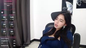 Wfrost0707 live cam screenshot female on Wusca – Live Webcams, Replays & GIFs — screenshot #1