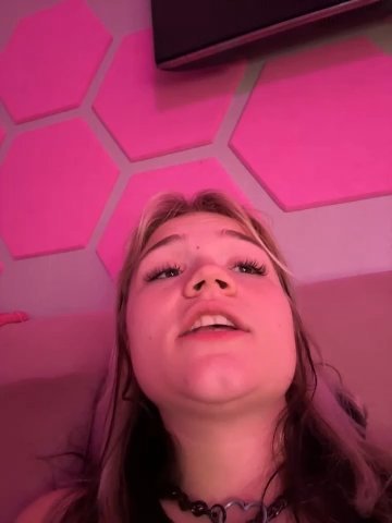 Cutiepiespanks live cam screenshot malefemale from United States on Wusca – Live Webcams, Replays & GIFs — screenshot #2