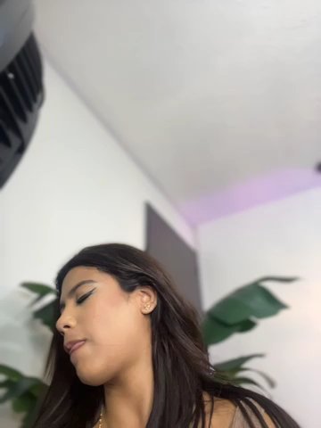 OneInAMillionXXX live cam screenshot females from Colombia on Wusca – Live Webcams, Replays & GIFs — screenshot #1