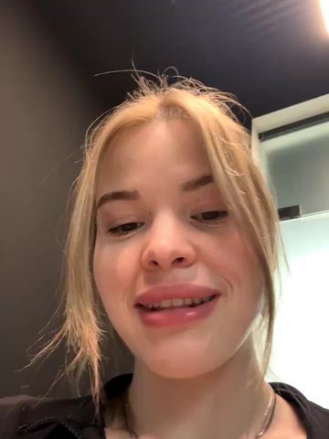 SMELLSEX live cam screenshot malefemale on Wusca – Live Webcams, Replays & GIFs — screenshot #1